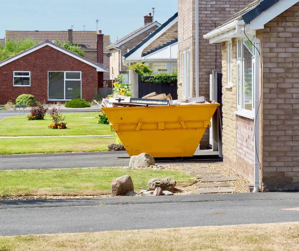 Unlock the Secret to Stress-Free Waste Removal: Insider Tips Before You Book Mini Skip Hire
